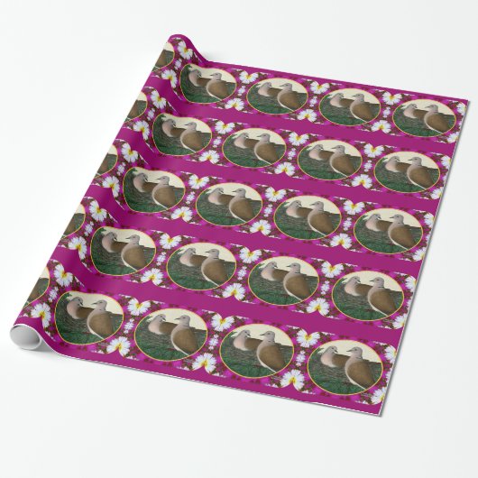 Dove Nest en Flowers Cadeaupapier (Uitgerold)