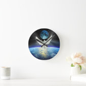 Dove of Peace over Earth from Space Ronde Klok (Huis)