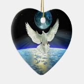 Dove of Peace over Planet Earth Keramisch Ornament (Rechts)