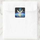 Dove of Peace over Planet Earth Vierkante Sticker (Tas)