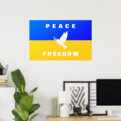 Dove of Peace - vlag van Oekraïne - vrede - vrijhe Poster (Thuiskantoor)