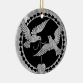 Doven op geborsteld metaal keramisch ornament (Rechts)