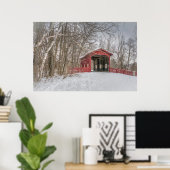 Dovered Bridge Red Snow Photo Poster (Thuiskantoor)