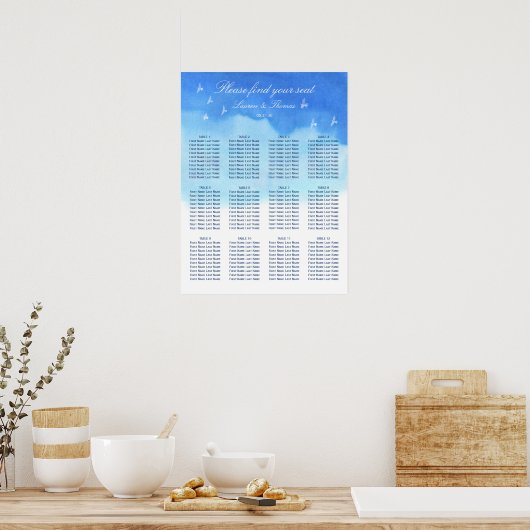 Doves & Blue Waterverf Wedding Seating Chart Poster (Keuken)