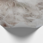 Down Comforter Feathers Fotografie Funny Cadeaupapier (Hoek)