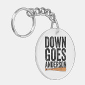 DOWN GOES ANDERSON GRAPPIG HONKBALGESCHENK ANDERSO SLEUTELHANGER (Voorkant Links)