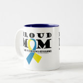 Down Syndrome Proud mama Tweekleurige Koffiemok (Voorkant links)