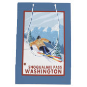 Downhhill Snow Skier - Snoqualmie Pass , WA Medium Cadeauzakje (Achterkant)