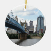 Downtown Cincinnati Keramisch Ornament (Voorkant)