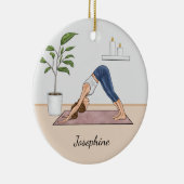 Downward Dog Pose Yoga Vrouw en aangepaste naam Keramisch Ornament (Rechts)