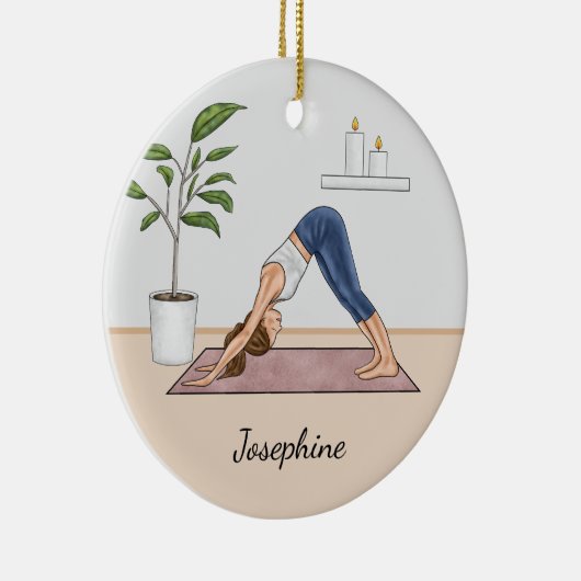 Downward Dog Pose Yoga Vrouw en aangepaste naam Keramisch Ornament (Rechts)