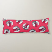 Downy Woodpecker op Red Feeder Originele Vogelkuns Lichaamskussen (Achterkant)