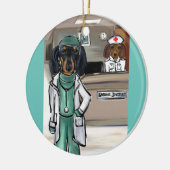 Doxie Dokter Keramisch Ornament (Links)