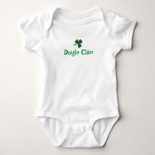 Doyle Clan Shamrock bodypak Romper (Voorkant)