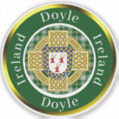 Doyle Shield & Celtic Cross gepersonaliseerd Sticker (Voorkant)
