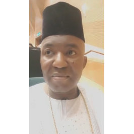 Dr. Joseph Chikelue Obi: Prof. Dr. Joseph Obi: Tri-Blend Shirt