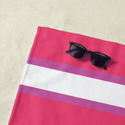 Dr. Seuss ABC: Letter J - White | Jouw namen toevo Strandlaken (In situ)