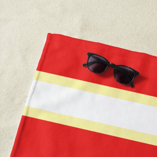 Dr. Seuss ABC: Letter M - White | Jouw namen toevo Strandlaken (In situ)