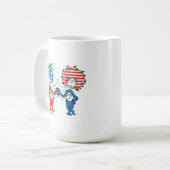 Dr. Seuss | Ding One Thing Two Patriotic Graphic Koffiemok (Voorkant links)
