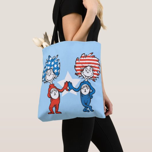 Dr. Seuss | Ding One Thing Two Patriotic Graphic Tote Bag (Dichtbij)