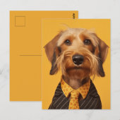 Draad haired dachshung op geel briefkaart (Voorkant / Achterkant)