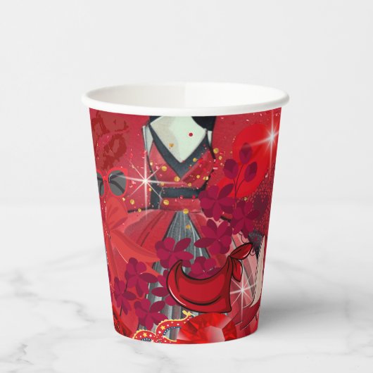 Draag rood papieren bekers (Links)