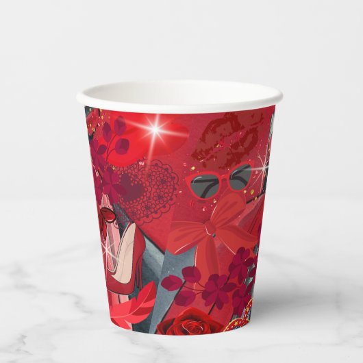 Draag rood papieren bekers (Voorkant)