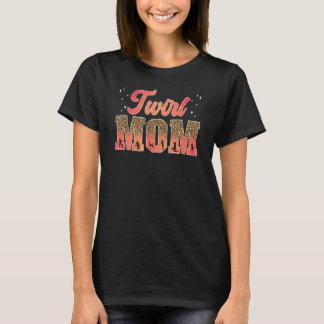 Draai mam luipaard baton twirling mam van een bato t-shirt