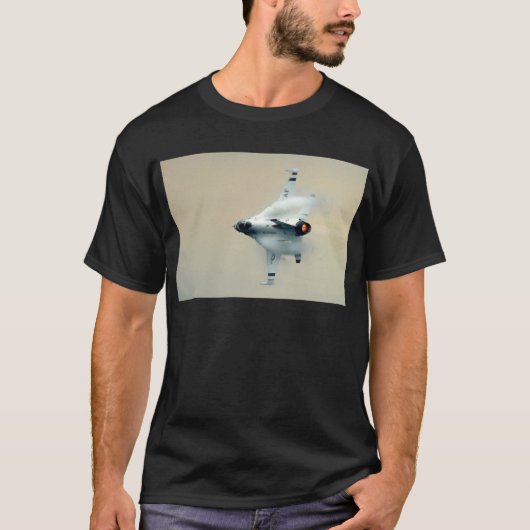 Draaiende straaljager t-shirt (Voorkant)