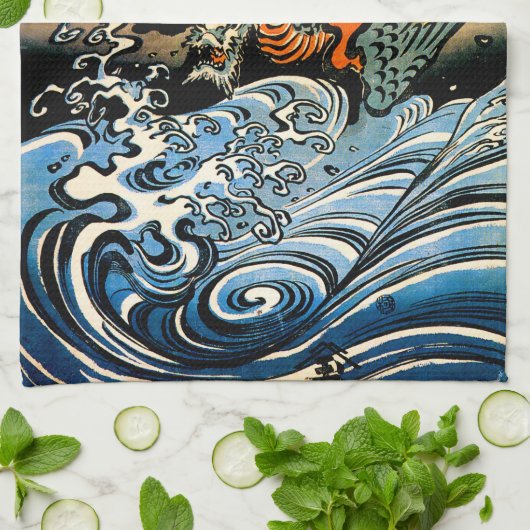 Draak en golven I Theedoek (Gevouwen)