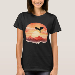 Draak gesilhouet tegen een zonsondergang t-shirt