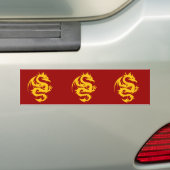 draak golden op rood bumpersticker (Op auto)