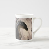 Draak in grot porselein kop (Rechts)