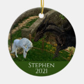 Draak Ontmoet Eenhorn Fantasy Keramisch Ornament (Voorkant)