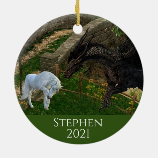 Draak Ontmoet Eenhorn Fantasy Keramisch Ornament (Achterkant)