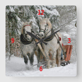 Draft Horses Pulling Sleigh Vierkante Klok