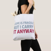 Dragen van hoop tote bag (Dichtbij)