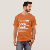 Drager zoekt de allerkleinste t-shirt (Voorkant volledig)