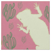 Dragon afgespeeld in Cactus Fabric Stof (Close Up)