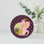 Dragon cartoon verjaardagsdruk nodigt uit kaart (Staand voorkant)