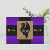 Dragon Crest Paarse Senior Afstuderen Invitation Kaart (Staand voorkant)