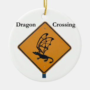 Dragon Crossing Keramisch Ornament