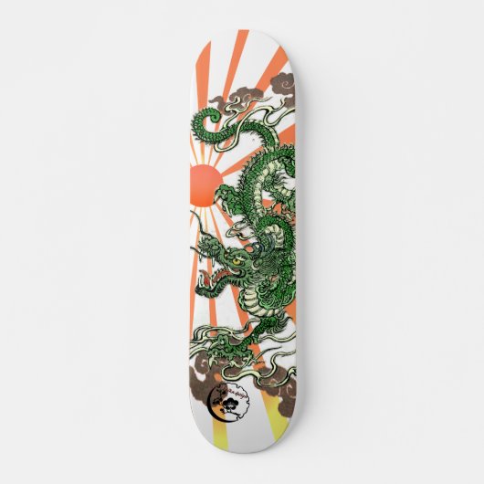 Dragon en de rijzende zon skateboard (Voorkant)