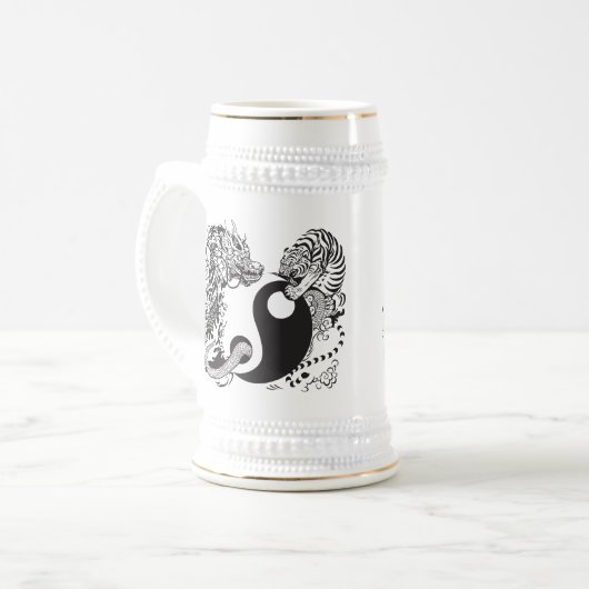 dragon en tijger yin yang symbool bierpul (Voorkant links)