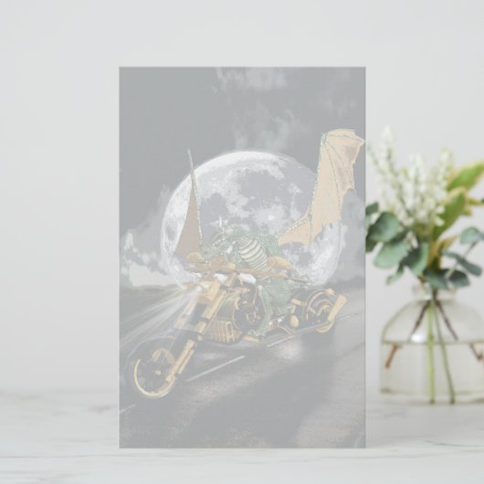 Dragon en vloerbedekking slepen en rennen briefpapier (Staand voorkant)