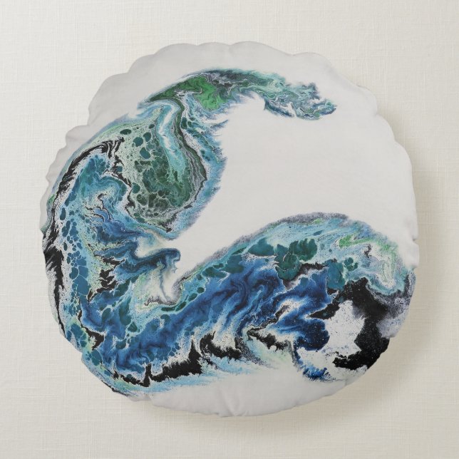 “Dragon in the Waves – Abstract Ocean Energy Rond Kussen (Voorkant)