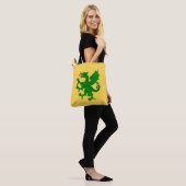 Dragon Rampant Vert Tote Bag (Op model)