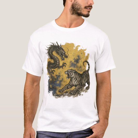 【Dragon vs Tiger Japanese Ink Art T-Shirt】 T-shirt (Voorkant)