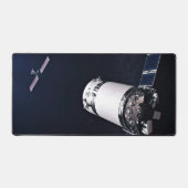 Dragon XL ruimtevaartuig nadert een maan gateway. Bureaumat (Voorkant)