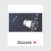 Dragon XL ruimtevaartuig nadert een maan gateway. Sticker (Vel)